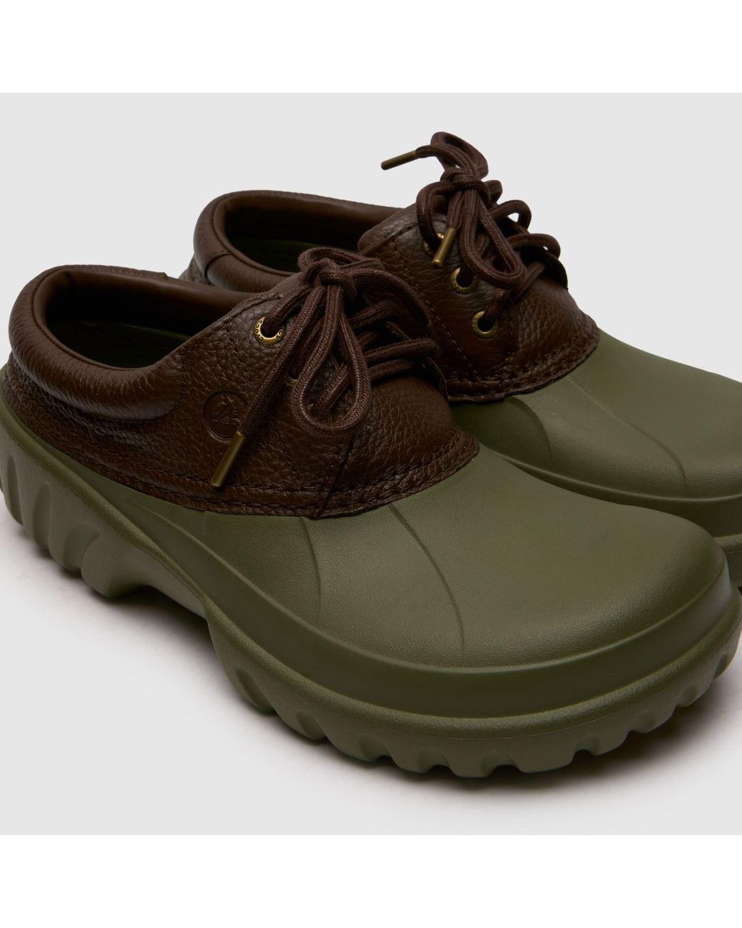 CROCSTM Green Axle Low Sandals for men