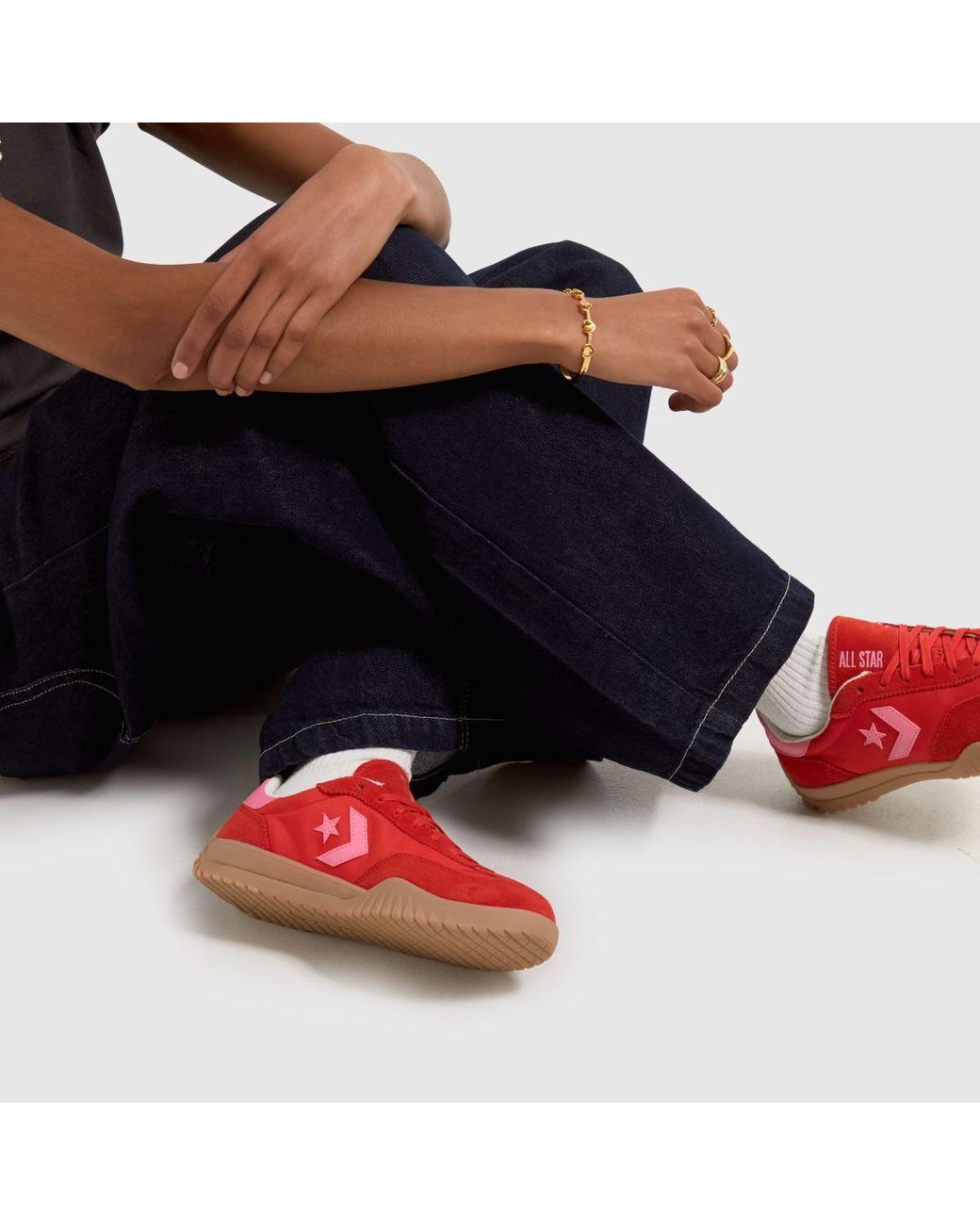 Converse Red Run Star Trainers