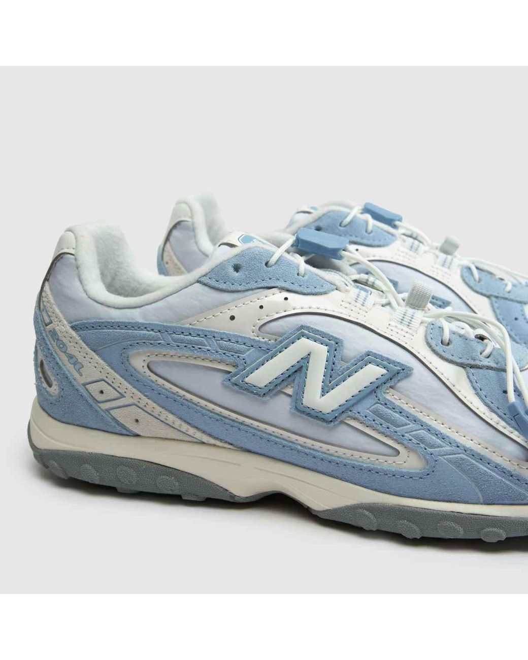 New Balance Blue 204L Trainers