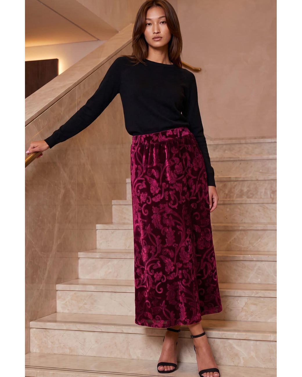 Roman Red Patterned Velvet Skirt