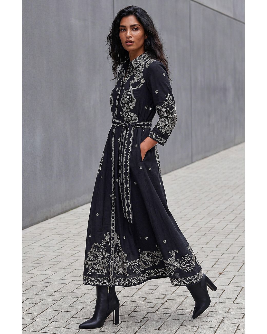 Roman Gray Baroque Border Shift Dress