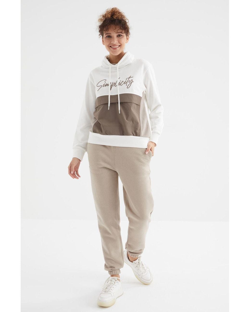 TOMMY LIFE Natural High-Waist Fleece Jogger Sweatpants