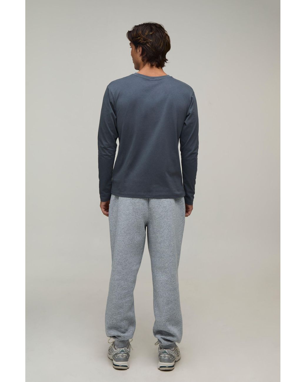 BoohooMAN Blue Essential Regular Fit Long Sleeve T-Shirt for men