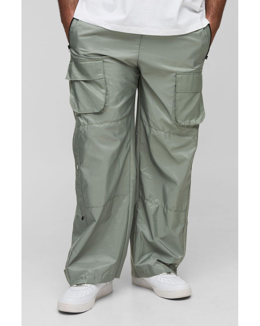 BoohooMAN Green Plus Elasticated Waist Relaxed Cargo Pants for men