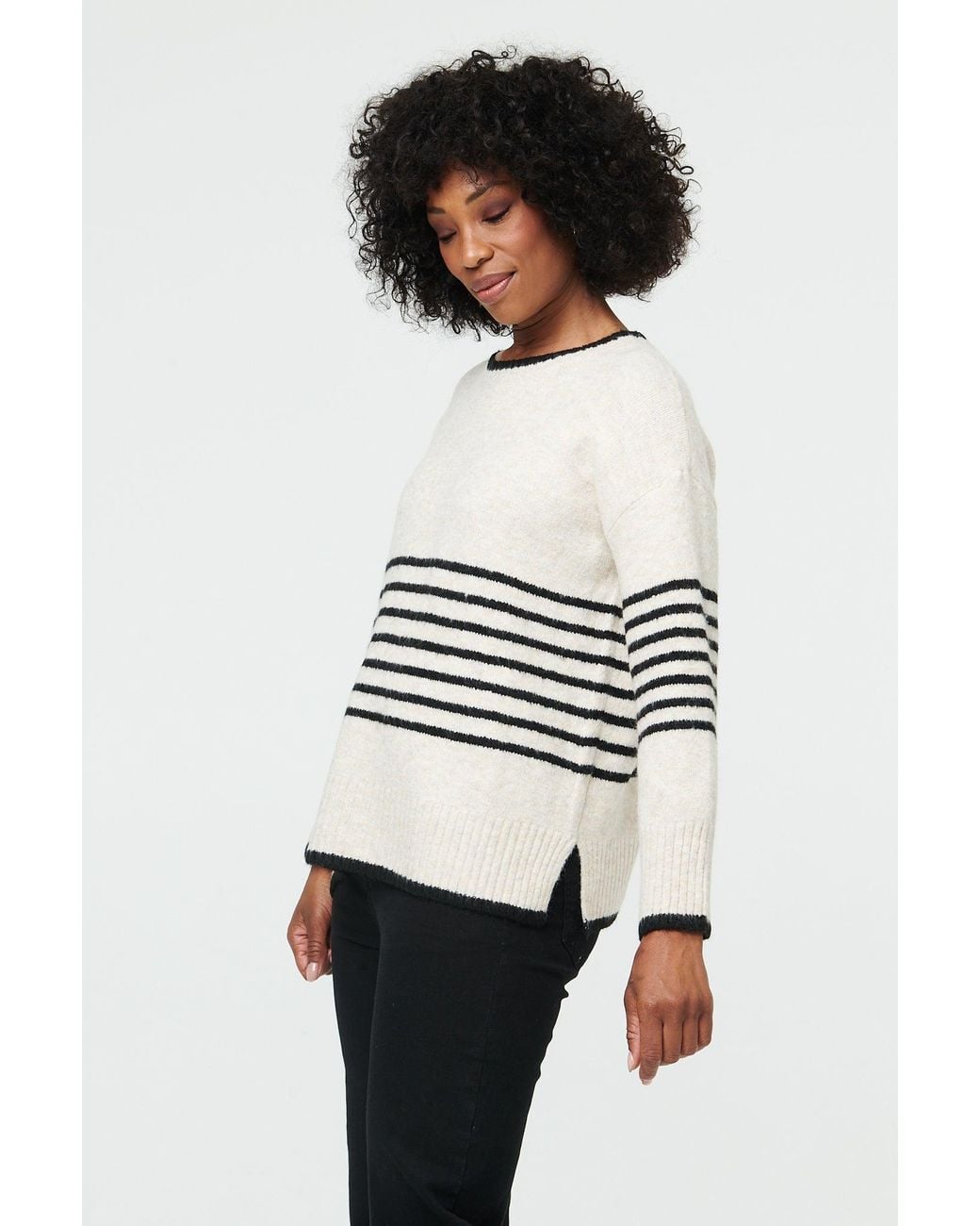 Izabel London White Striped Drop Shoulder Textured Jumper