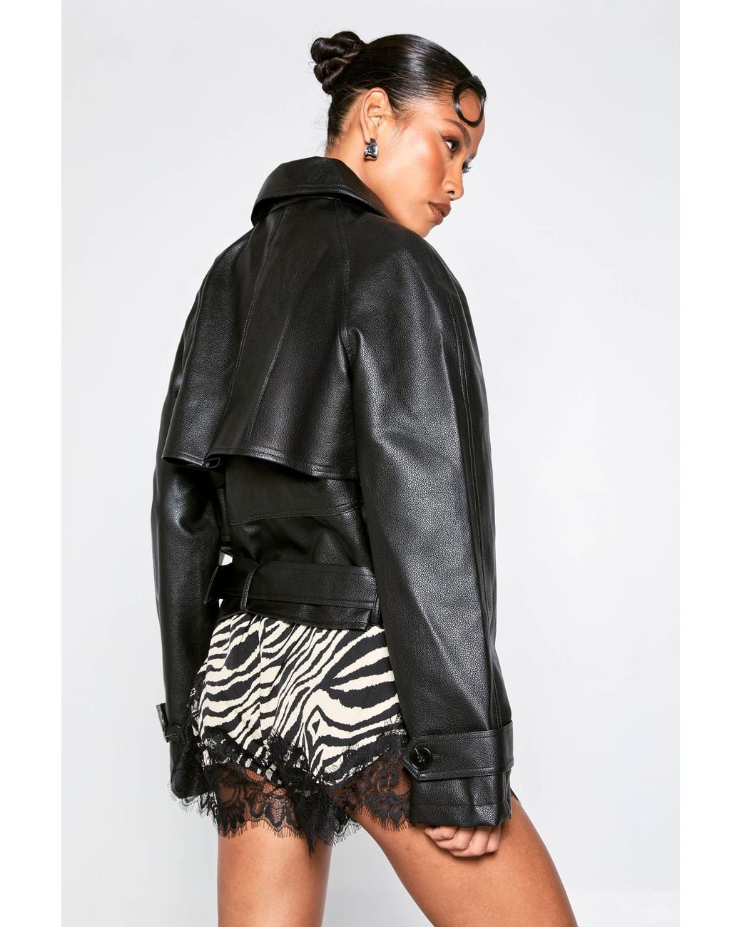 Boohoo Black Zebra Lace Trim Flippy Shorts