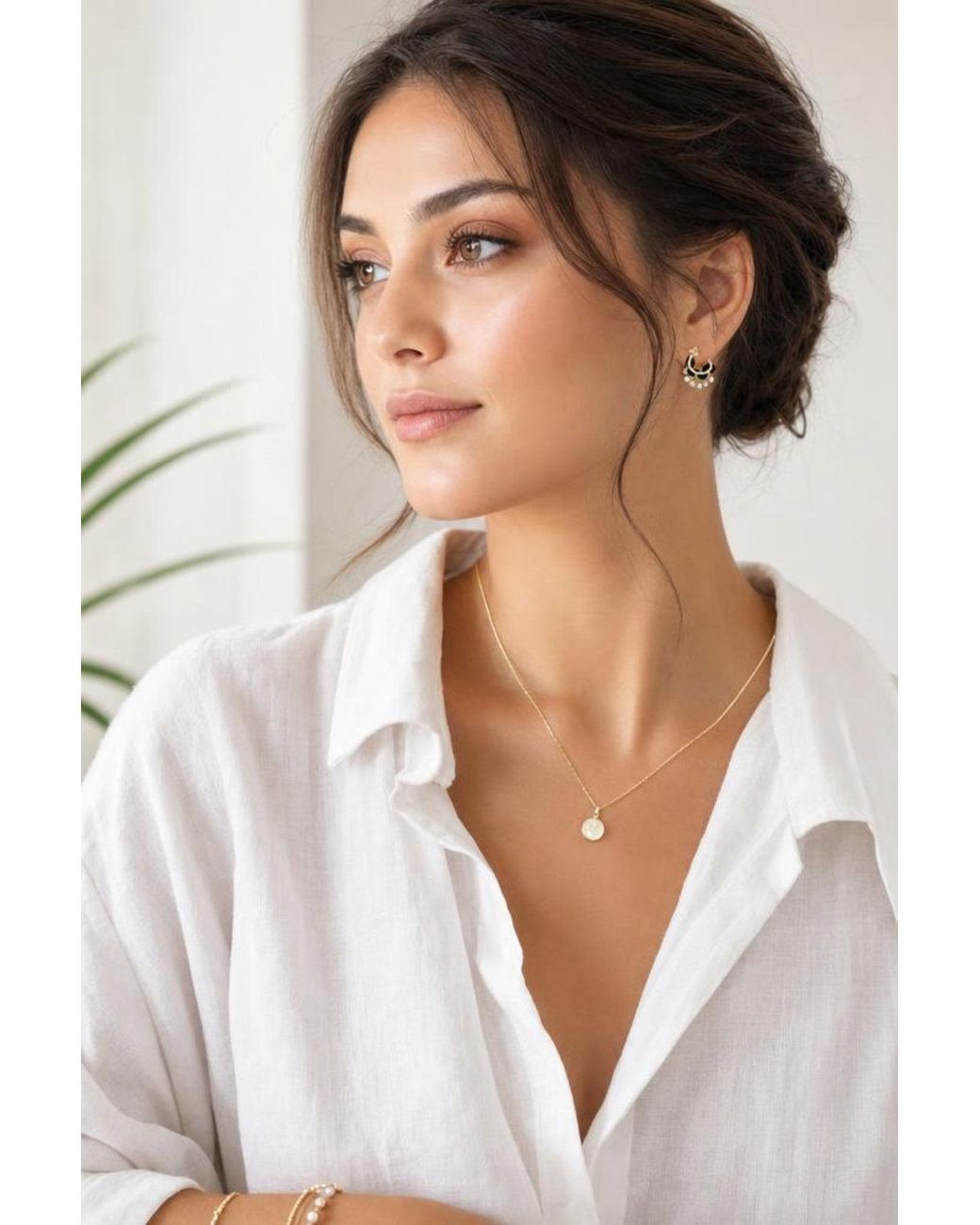 SVNX White Pearl & Noir Chain Double Hoop Earrings