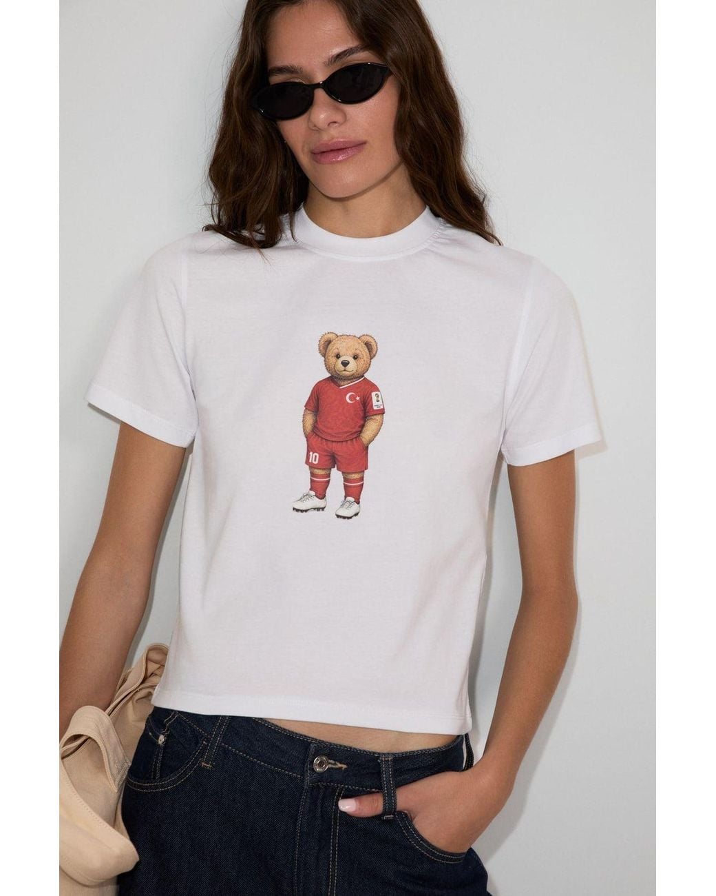 Grimelange White Printed Crop Crew Neck T-Shirt