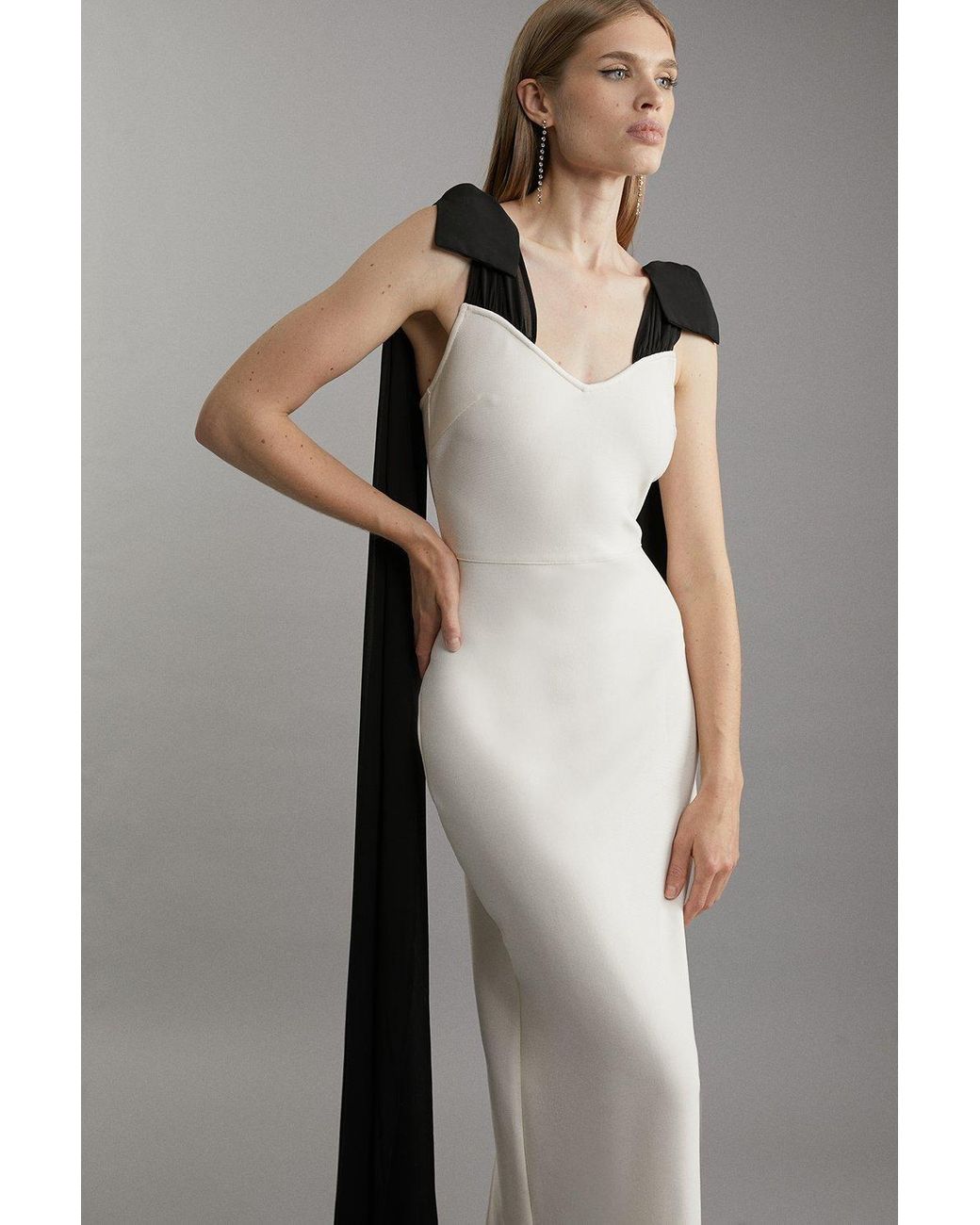 Karen Millen Bandage Figure Form Knit Maxi Dress With Chiffon Cape in Grey 
