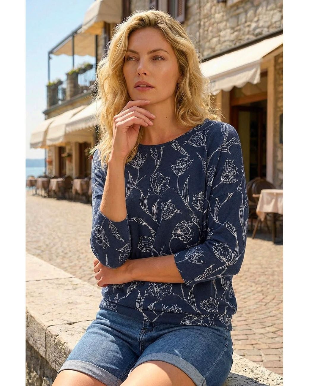 Roman Blue Floral Print Snit Top