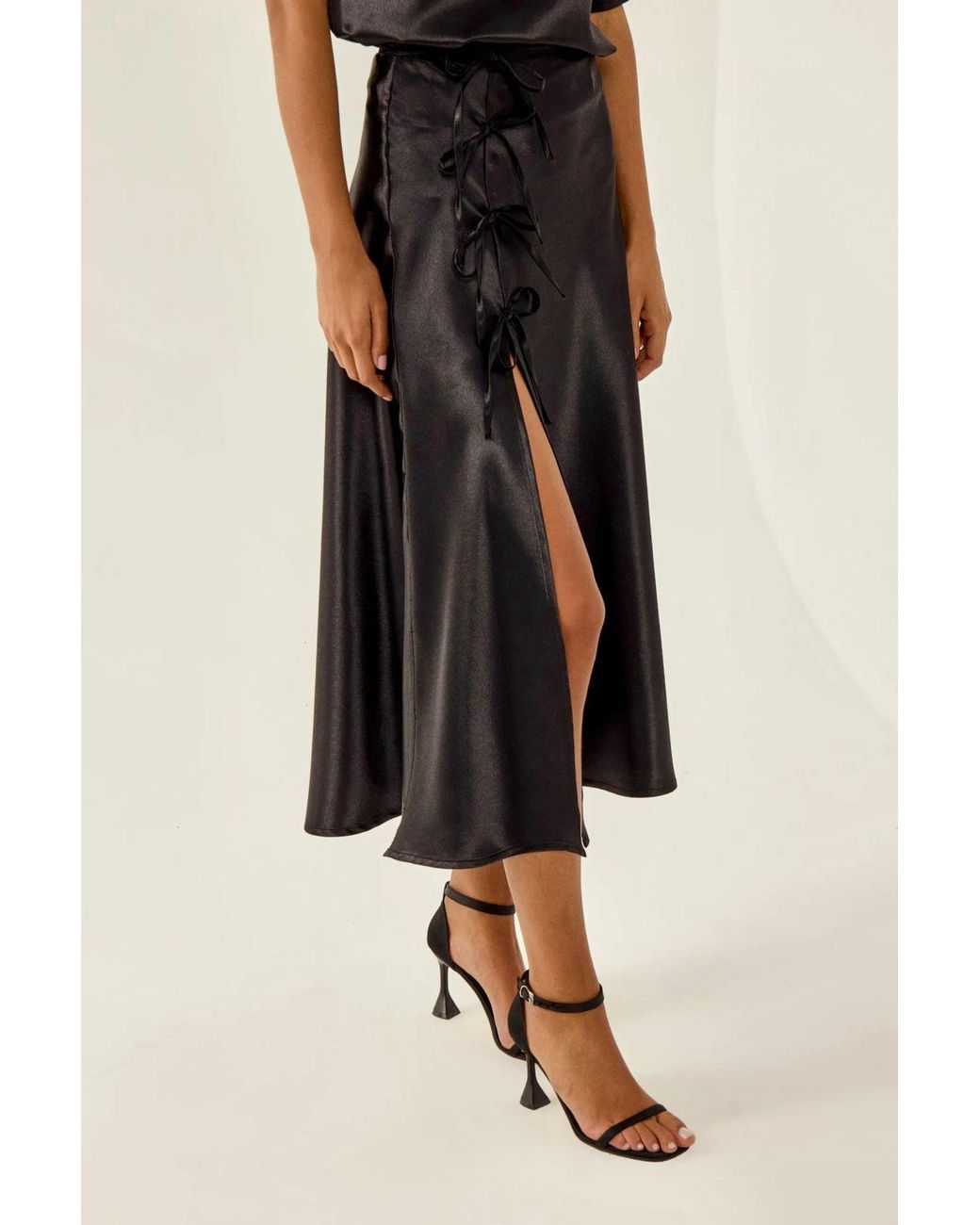 Hiccup Natural Midi Skirt With Bow