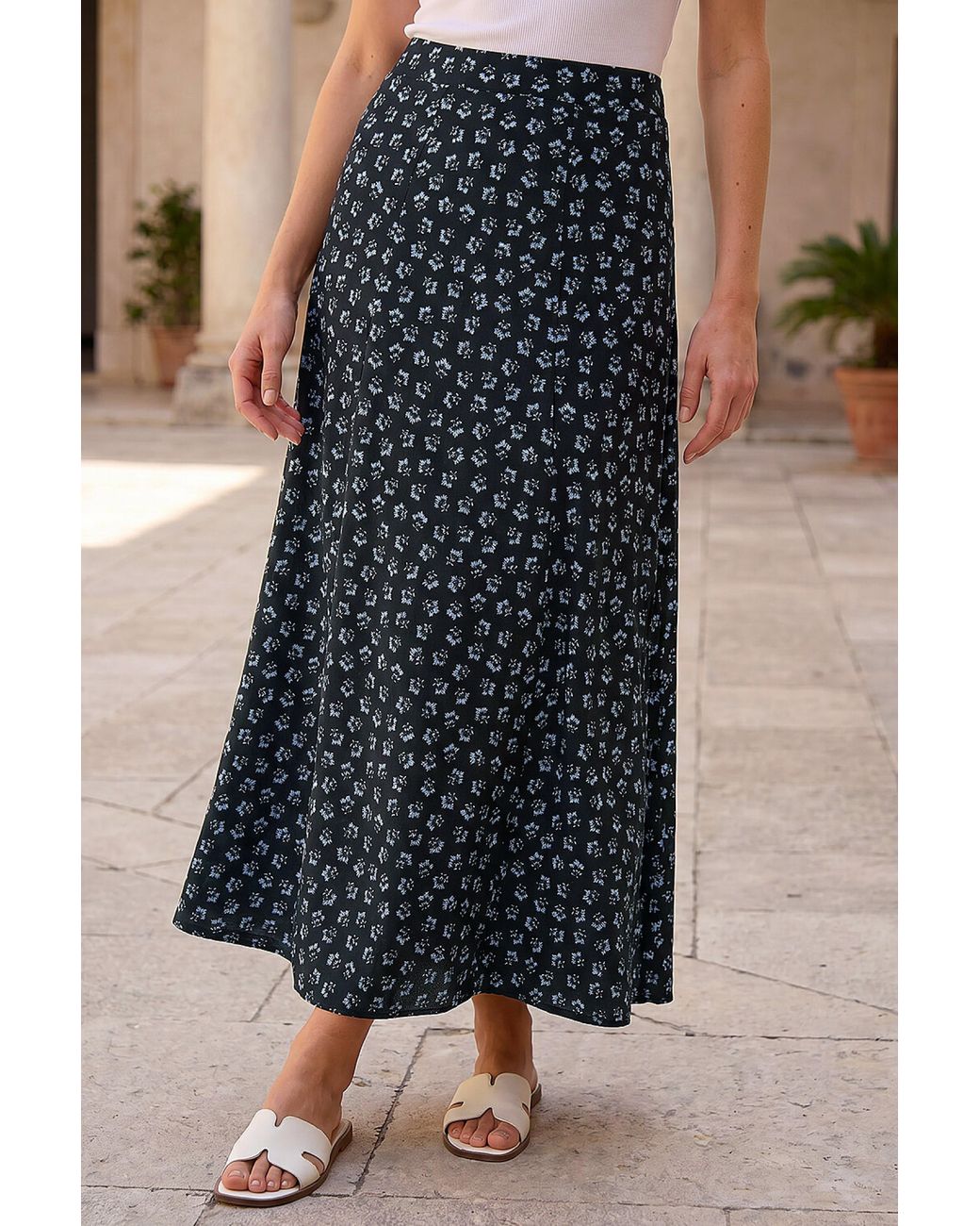 Roman Black Floral Paisley Print Skirt
