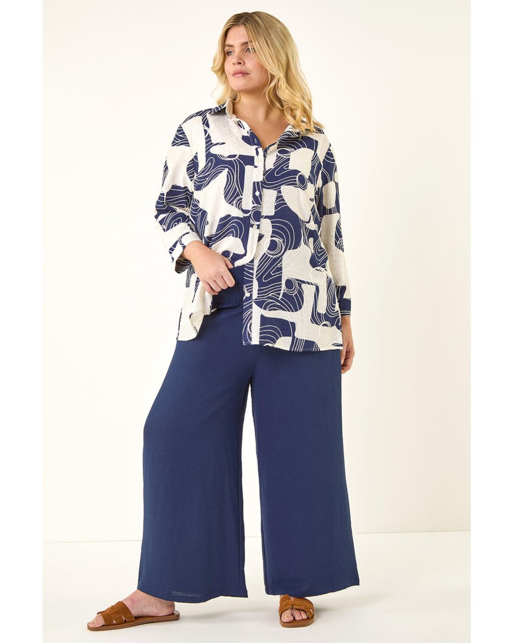 Roman Blue Curve Textured Geometric Shirt