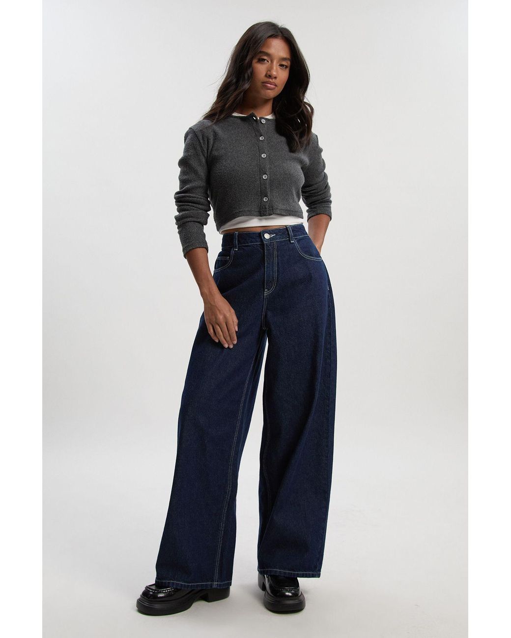 Boohoo Blue Petite Mid Waist Loose Fit Wide Leg Jean