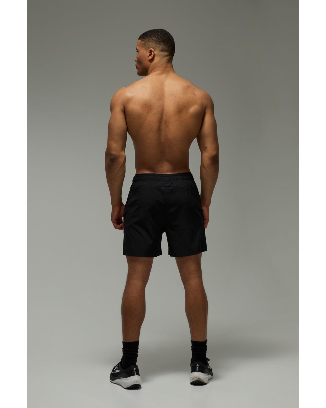BoohooMAN Black Active Perforated 2 for men