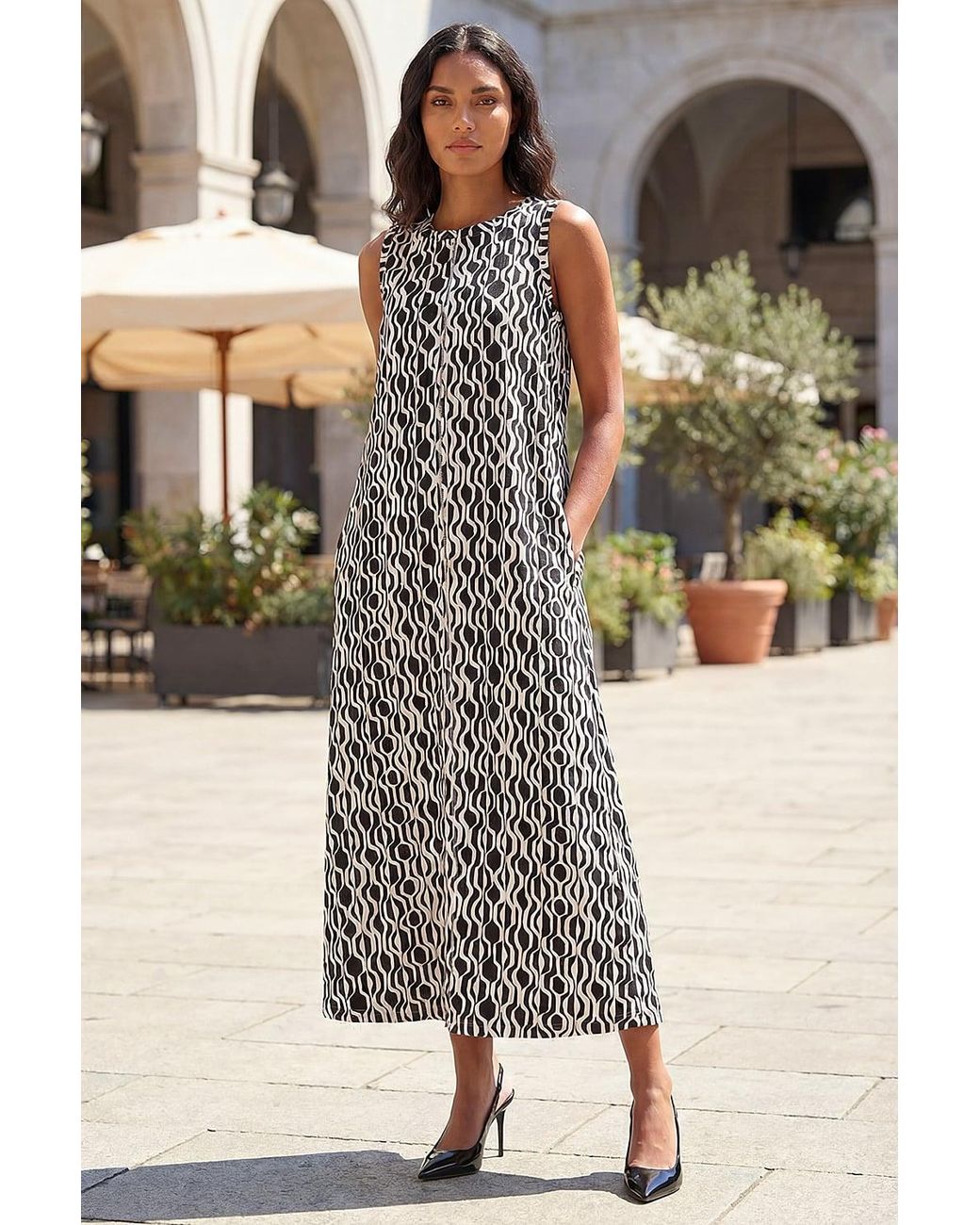 Roman Black Geo Print Pocket Midi Dress