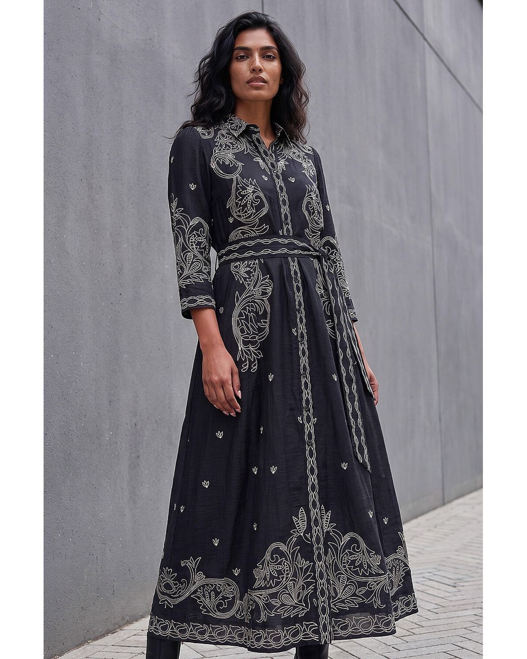 Roman Gray Baroque Border Shift Dress