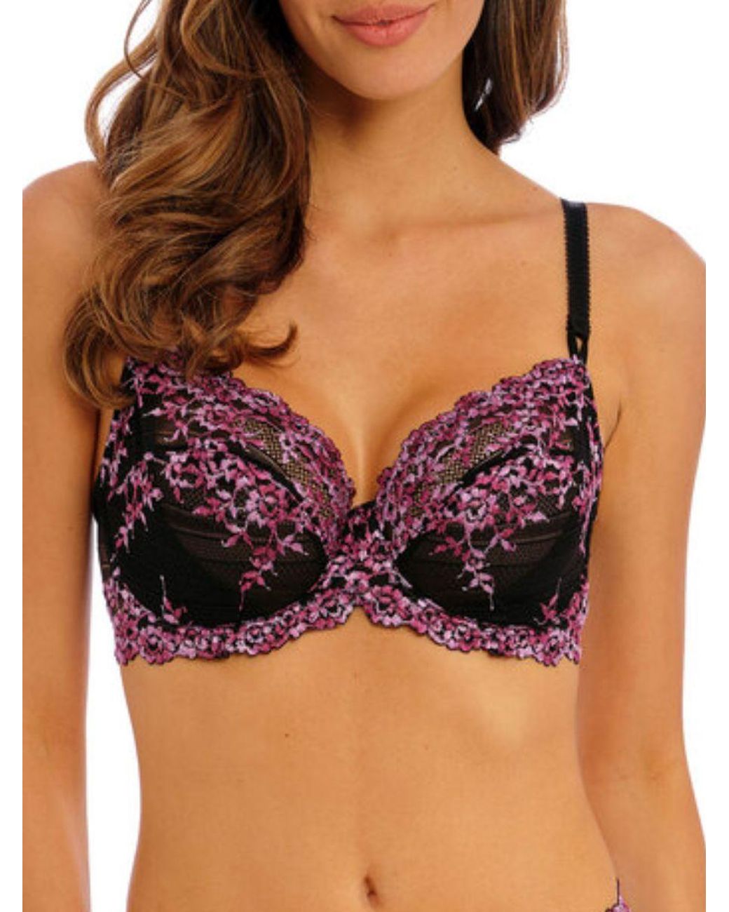 Wacoal Black Embrace Lace Underwire Bra