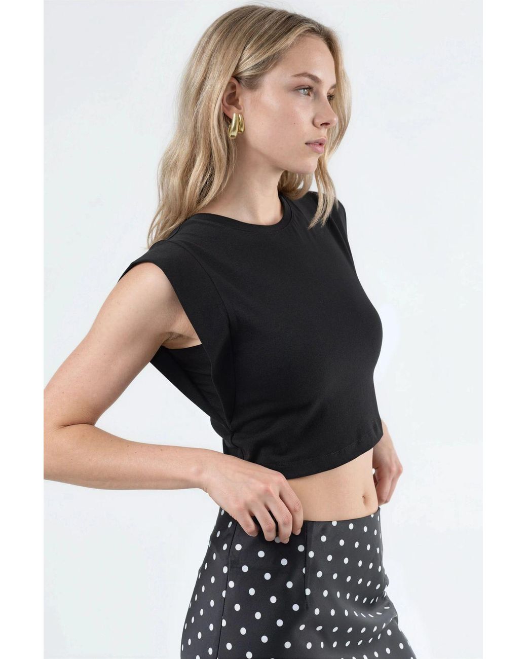 Busem Black Crew Neck Cotton Blend Sleeveless Crop Top