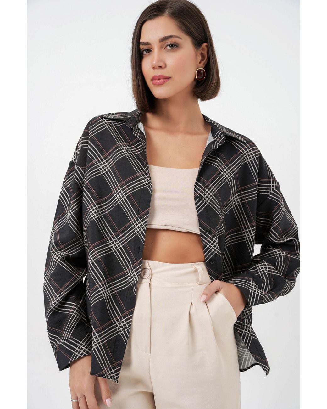 Bigdart Black Oversized Plaid Button-Up Shirt