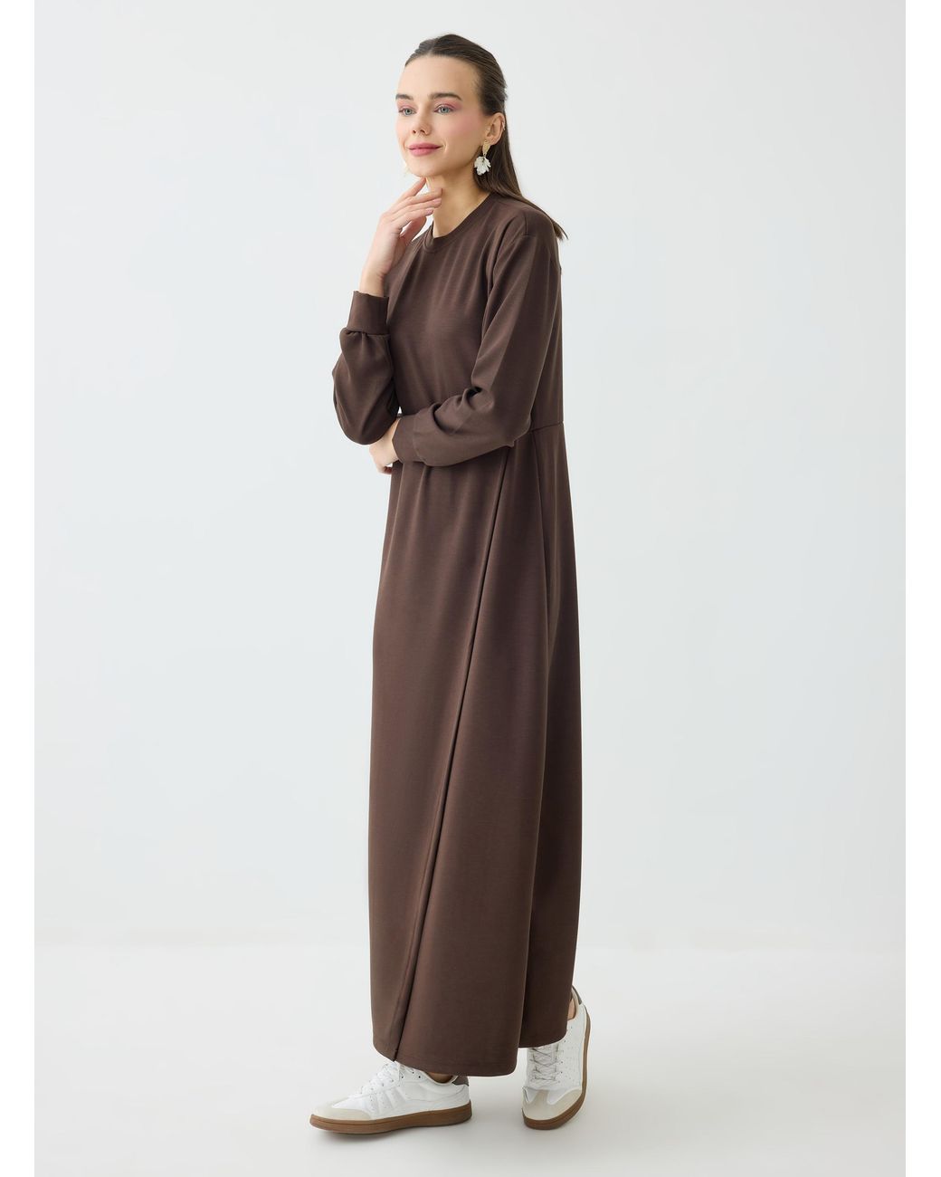 Refka Modest Dress in het Brown