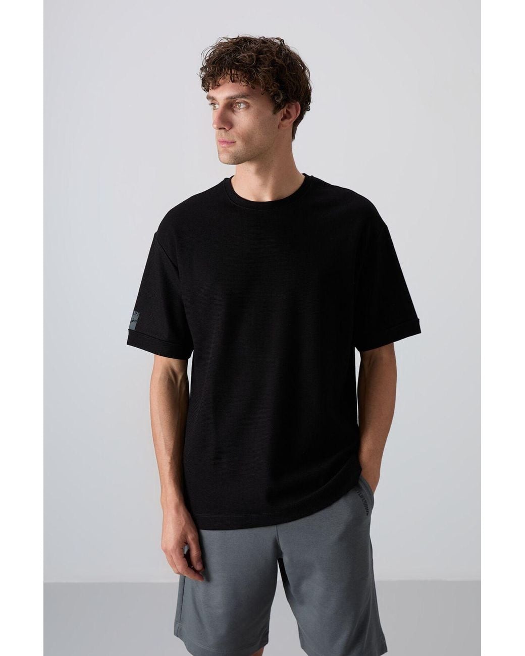 TOMMY LIFE Black Oversized Crew Neck T-Shirt With Patch for men
