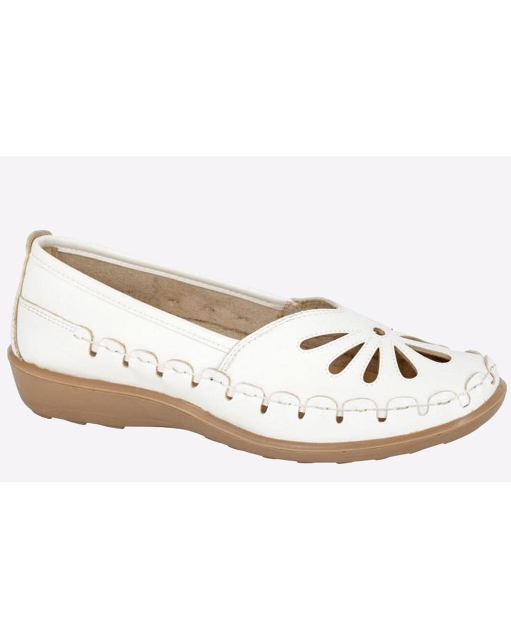 Boulevard White Clarissa Pumps