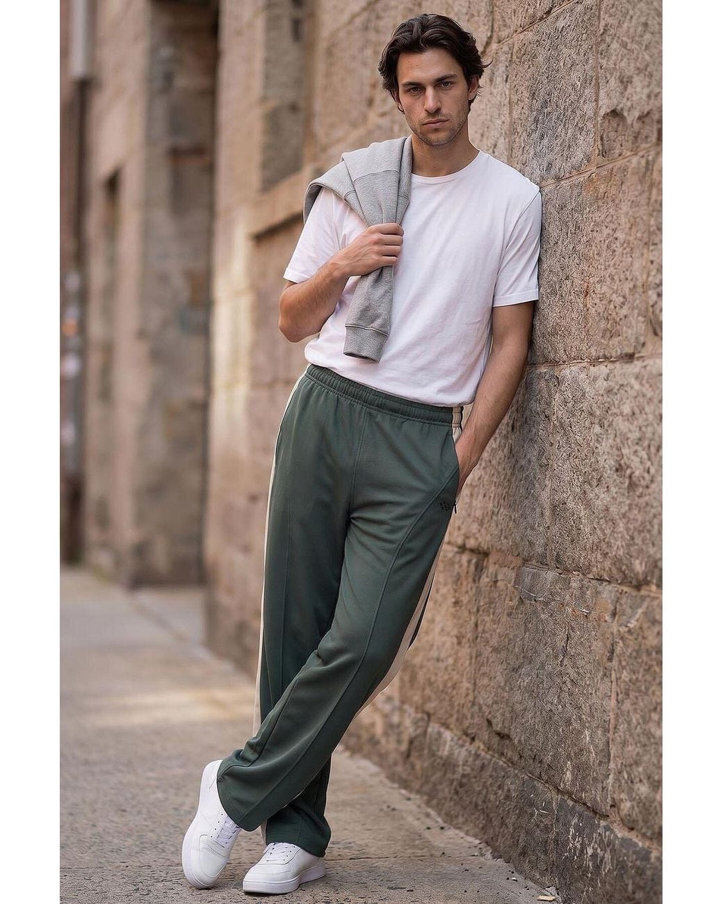 TOMMY LIFE Brown Color-Blocked Palazzo Pants for men
