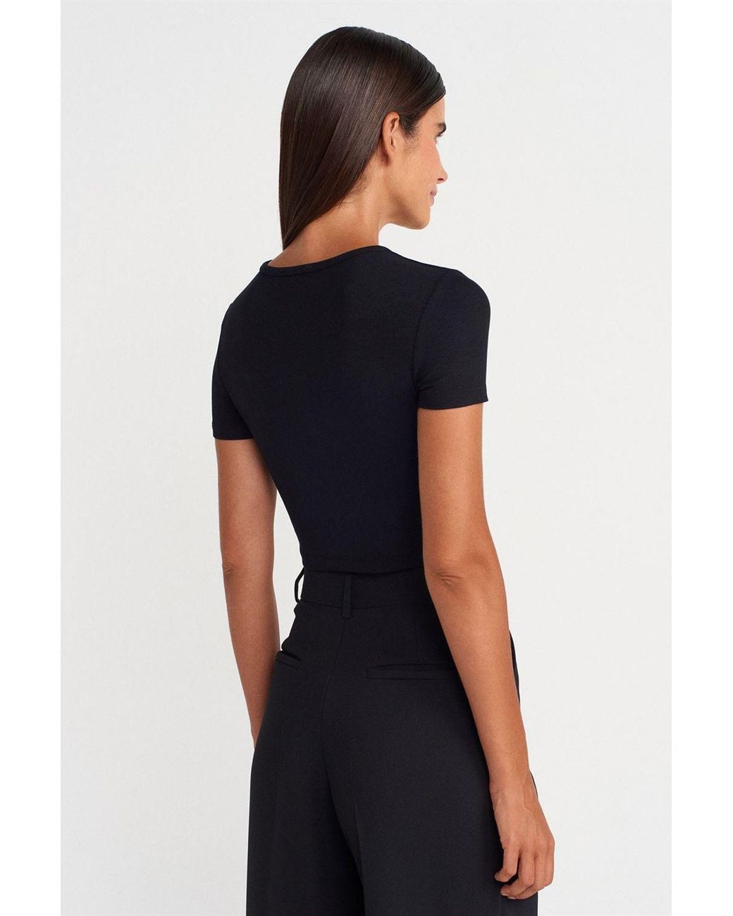 Dilvin Black Slim Fit Crop Blouse With Buttons