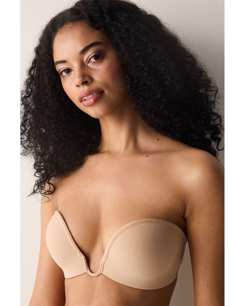 Penti Black Strapless Knitted Bra With Hook-And-Eye Closure