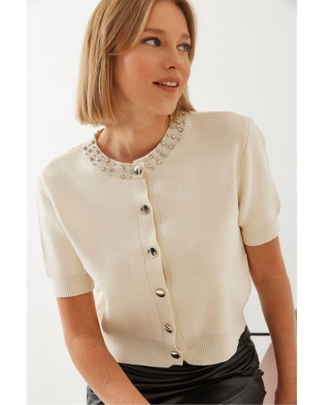 Bianco Lucci Natural Crop Cardigan With Accessory Detail