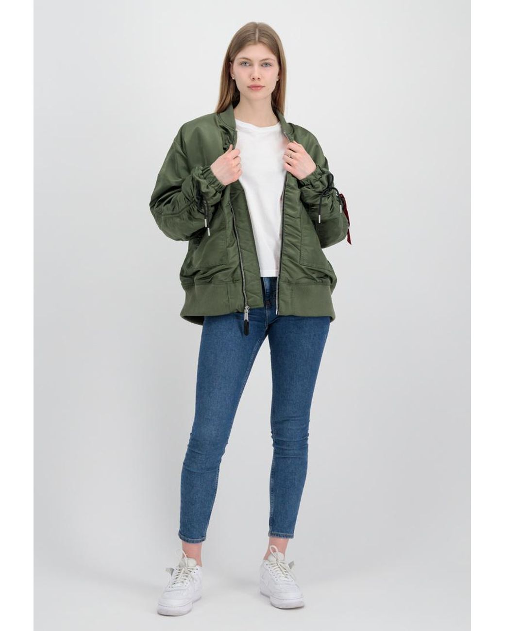 Alpha Industries Cwu Ma-1 Bomber Jacket in het Green