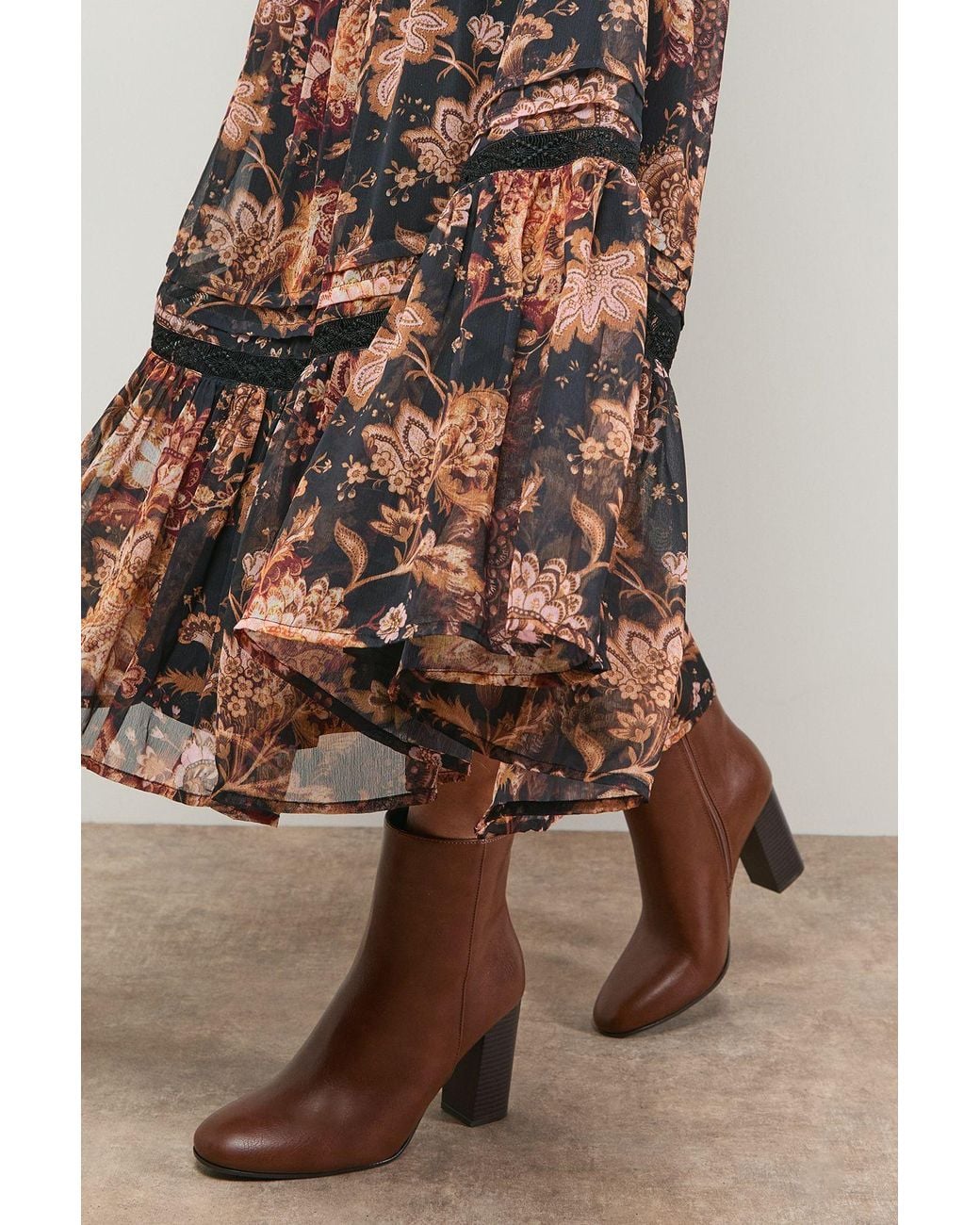 Oasis Brown Louisa Faux Leather Round Toe Stacked High Heel Ankle Boots