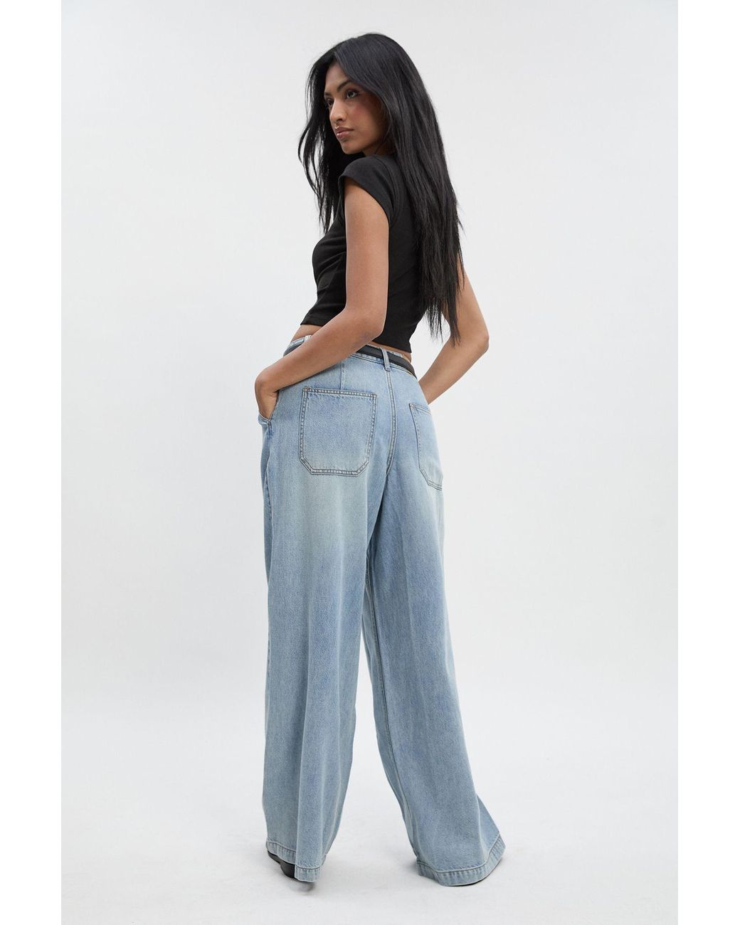 Boohoo Blue High Waist Supersoft Belted Pleated Wide Leg Jeans