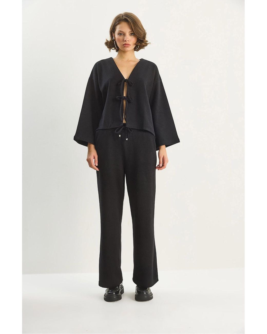Bianco Lucci Black V-Neck Knitted Cardigan And Wide Leg Pants Set
