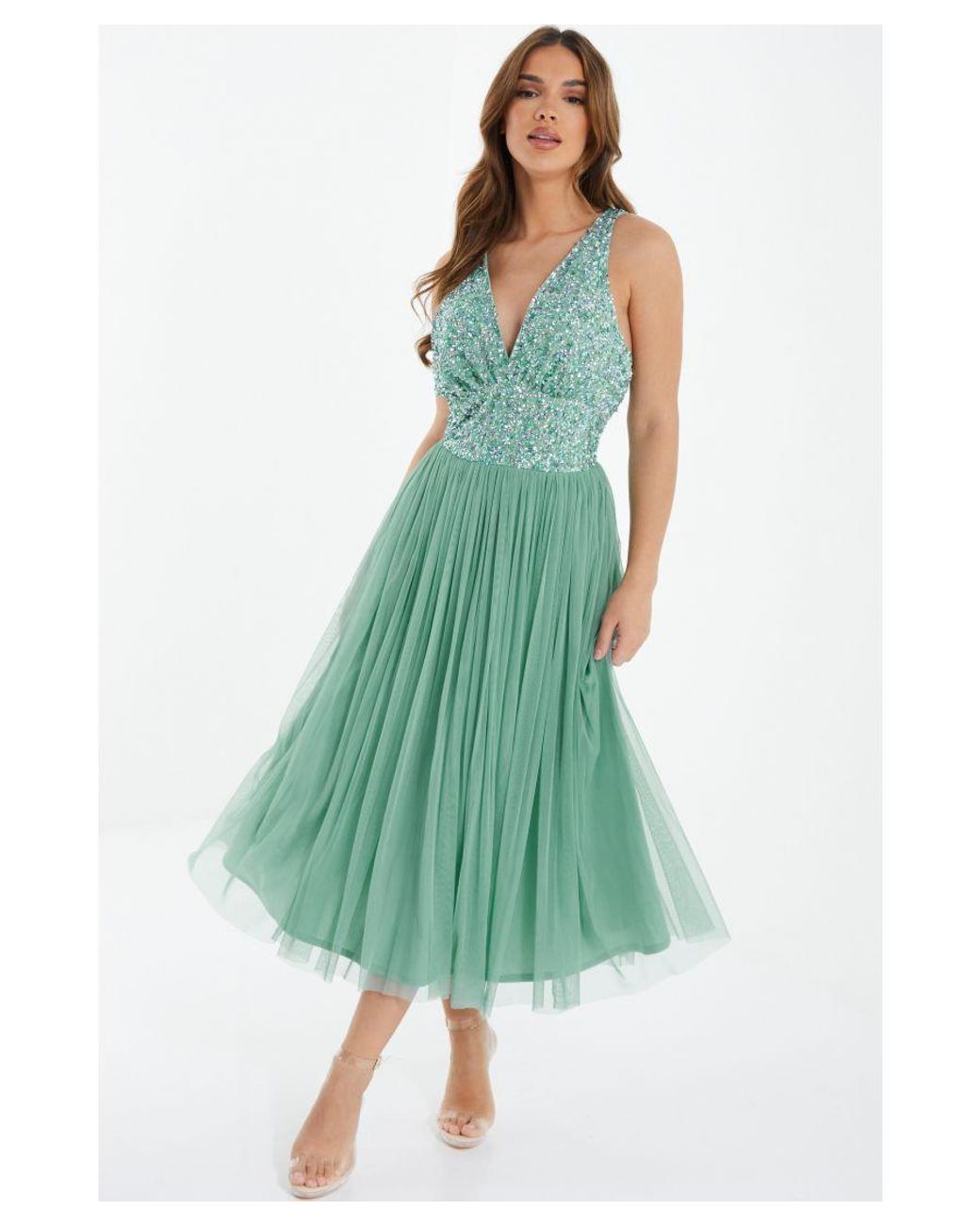 Quiz green store bridesmaid dress