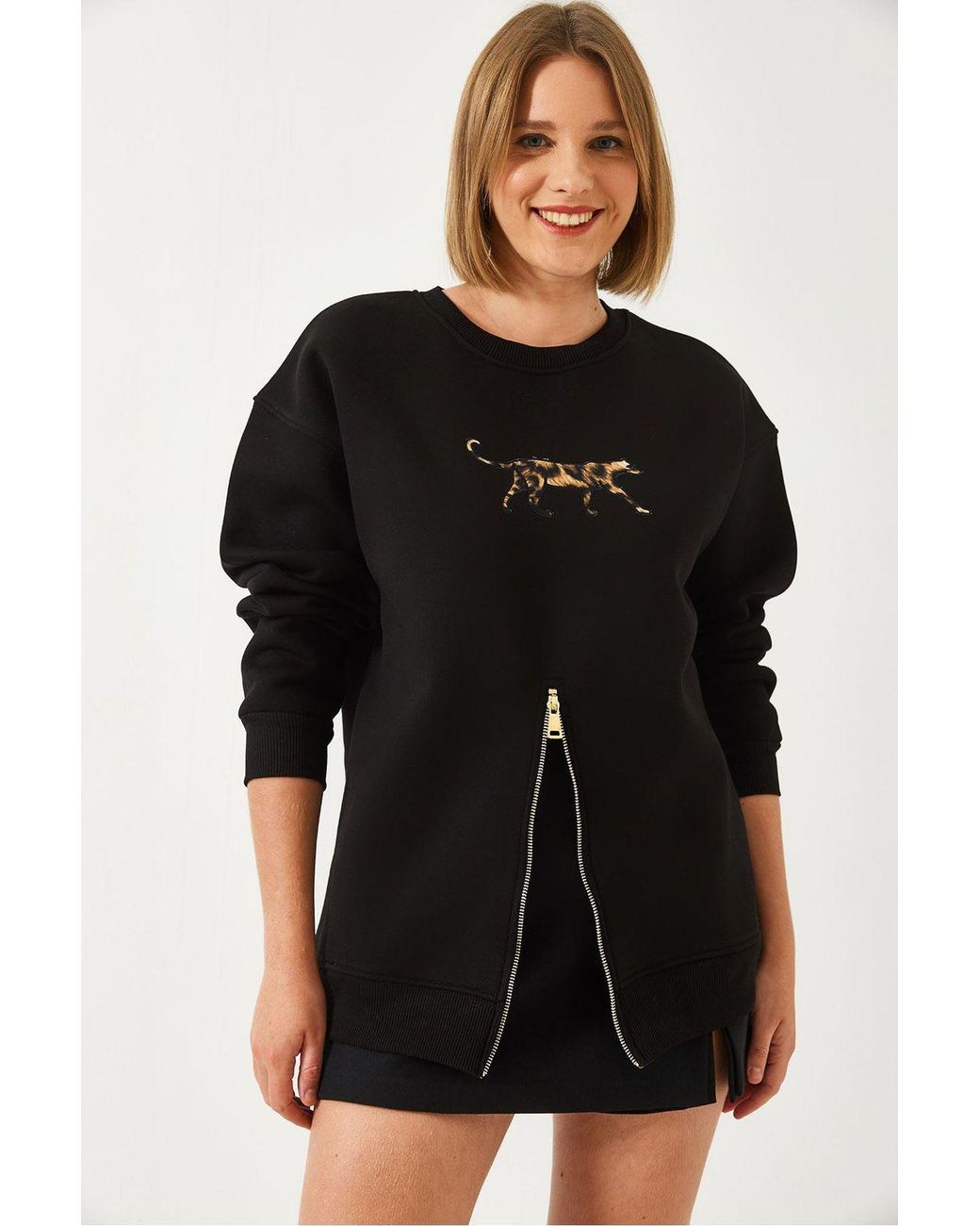 Bianco Lucci Black Embroidered Crew Neck Sweatshirt With Zipper