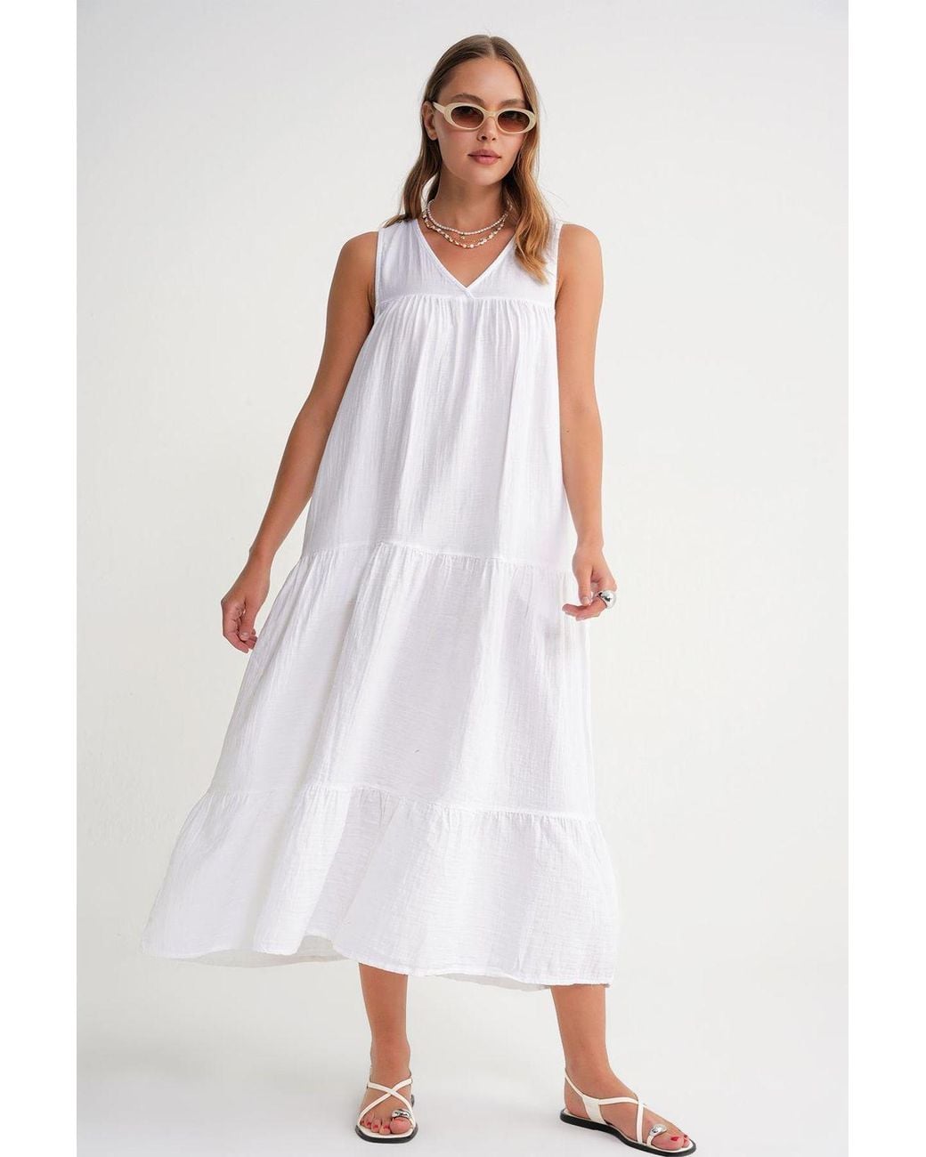 MixRay White Sleeveless V-Neck Muslin Midi Dress With Pockets