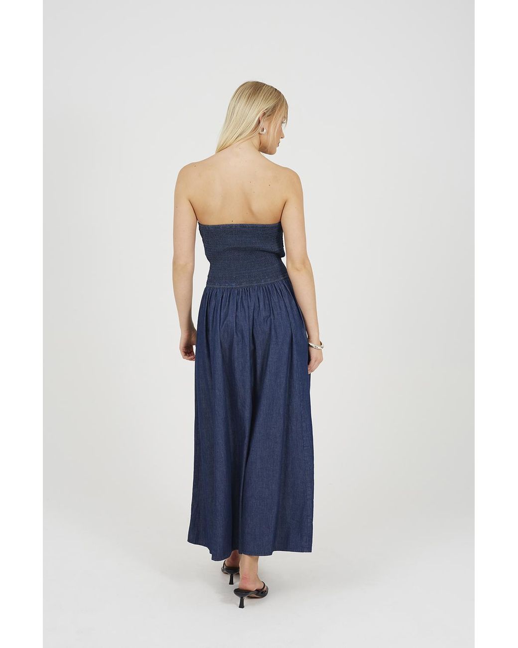 Brave Soul Blue Chambray Sleeveless Ruched Bodice Midi Dress