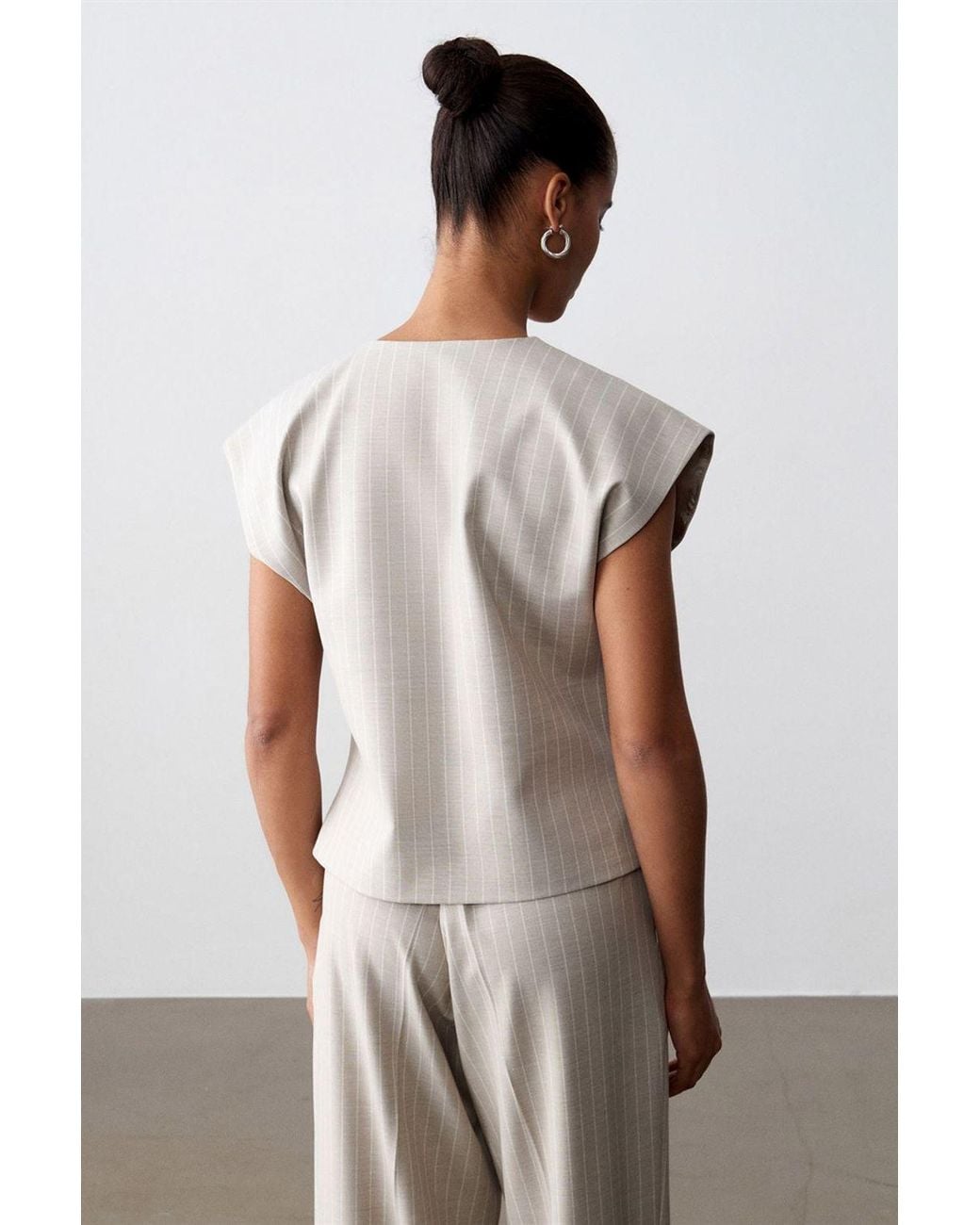 Dilvin Gray Striped V-Neck Woven Waistcoat