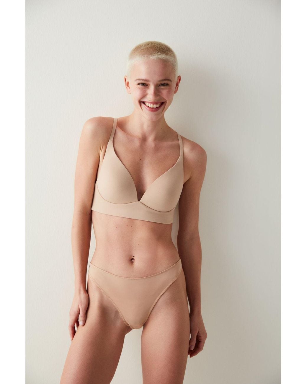Penti Natural Knitted Bralette With Hook-And-Eye Closure