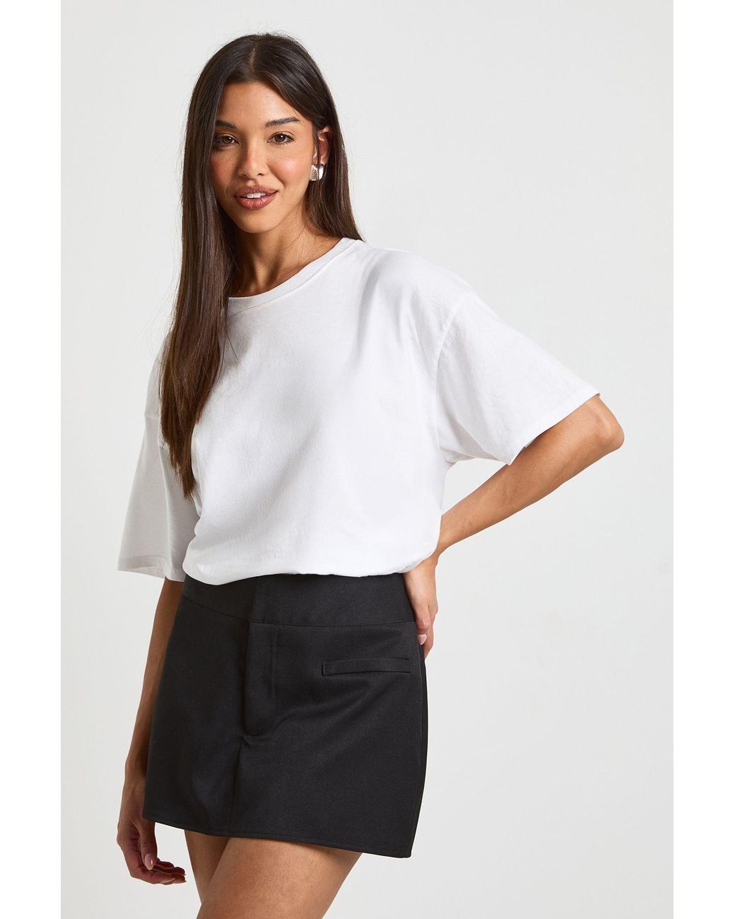 Boohoo White Tailored Pocket Front Skort