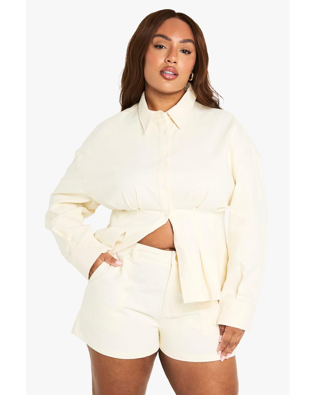 Boohoo Natural Plus Twill Mom Short