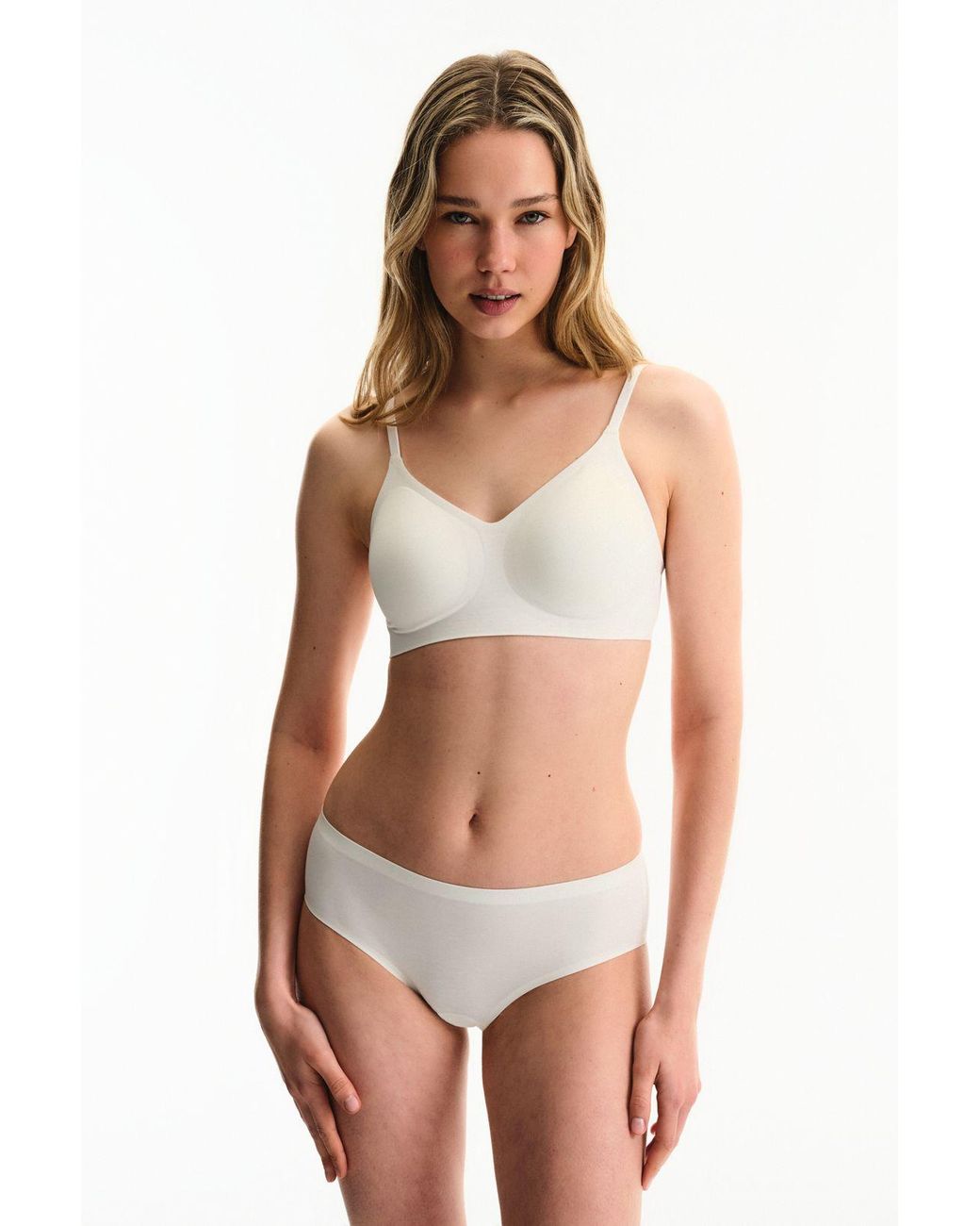 Penti White Knitted Jersey Bralette With Hook-And-Eye Closure