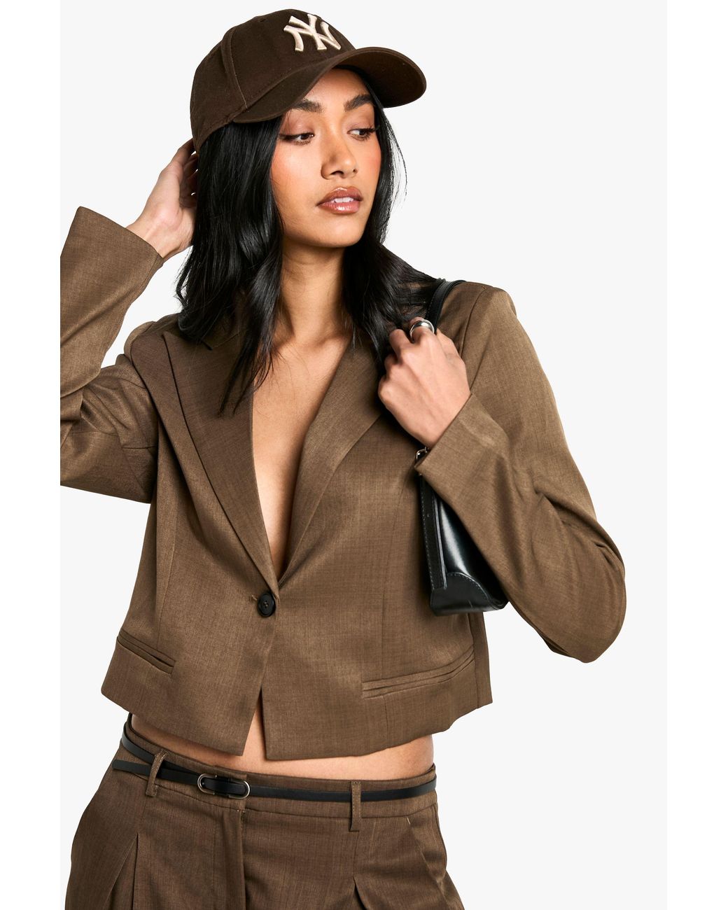 Boohoo Brown Woven Tailored Boxy Crop Blazer