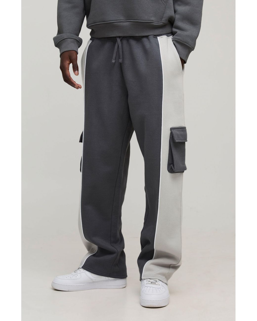 BoohooMAN Black Baggy Cargo Panel Detail Jogger for men