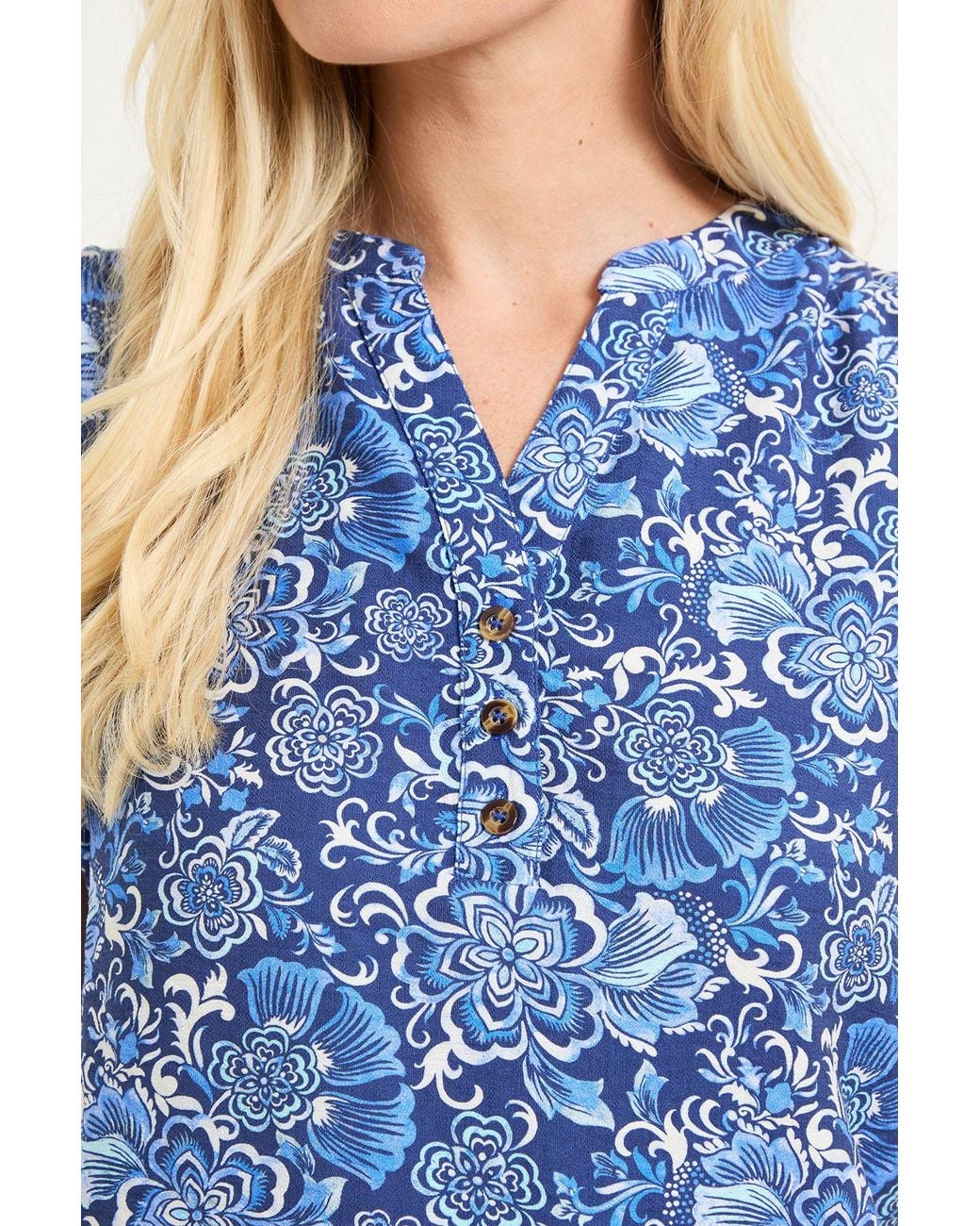 Wallis Blue Petite Floral Button Sleeveless Top