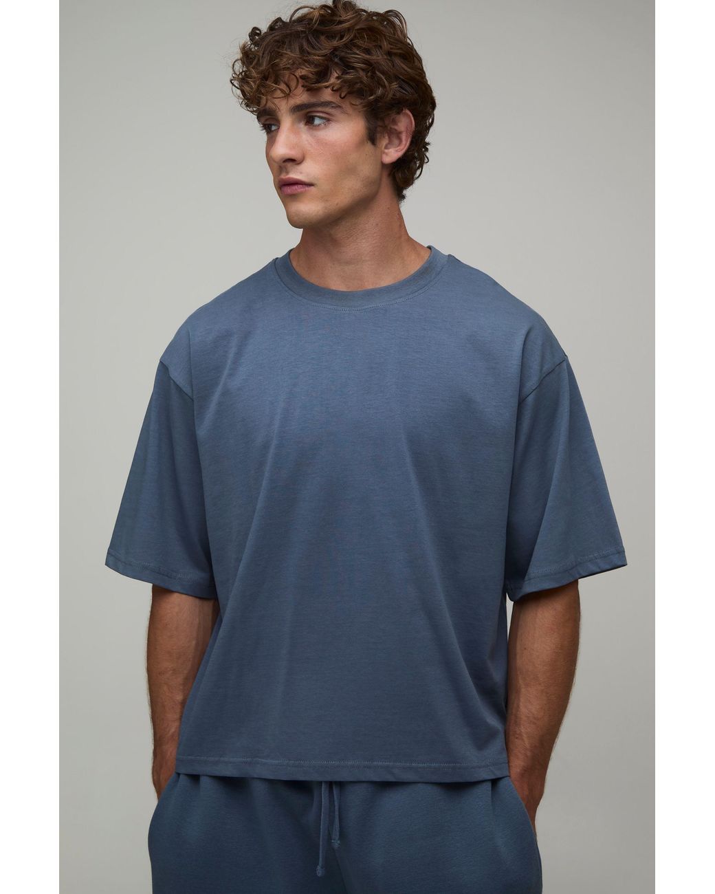 BoohooMAN Blue Essential Oversized Boxy Fit T- Shirt for men