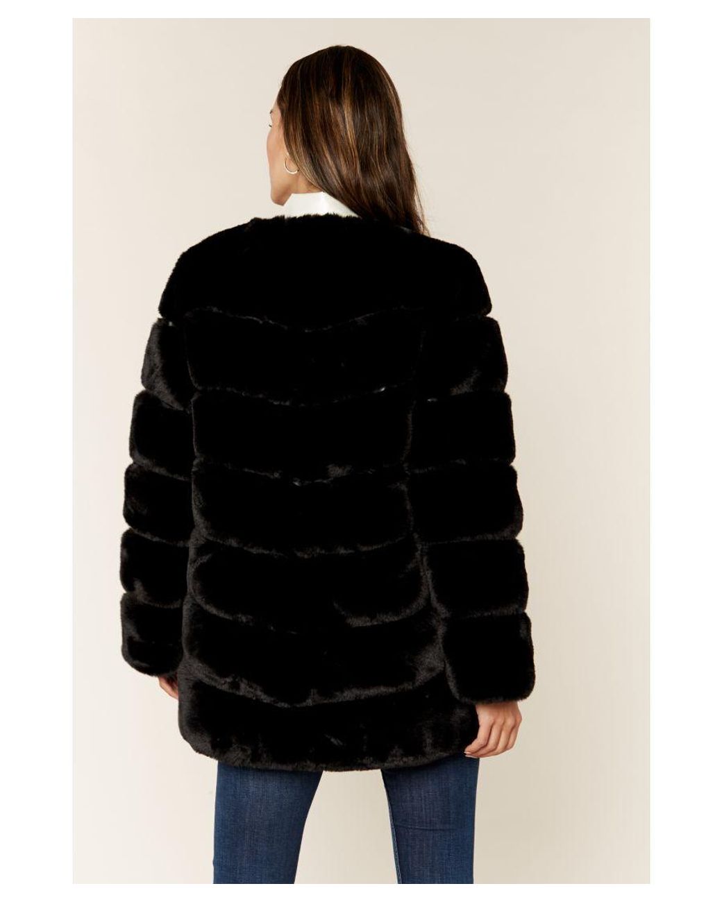 Gini London Black Diagonal Cut Faux Fur Long Sleeve Jacket
