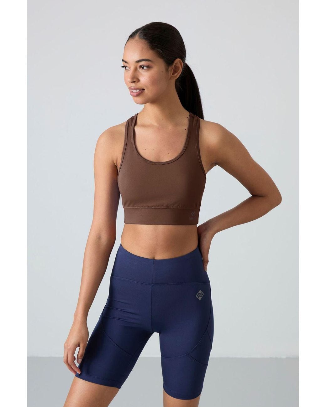 TOMMY LIFE Brown Sleeveless Cropped Fitted Sports Top